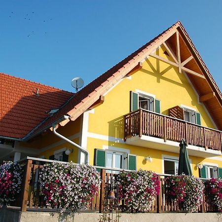 Weingut-Gaestehaus Birnstingl กัมลิทซ์ ห้อง รูปภาพ